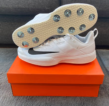 Load image into Gallery viewer, NIKE VAPOUR LITE CRICKET SPIKES
